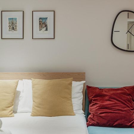 Kensington Nest Serviced Studio Londra Exterior foto
