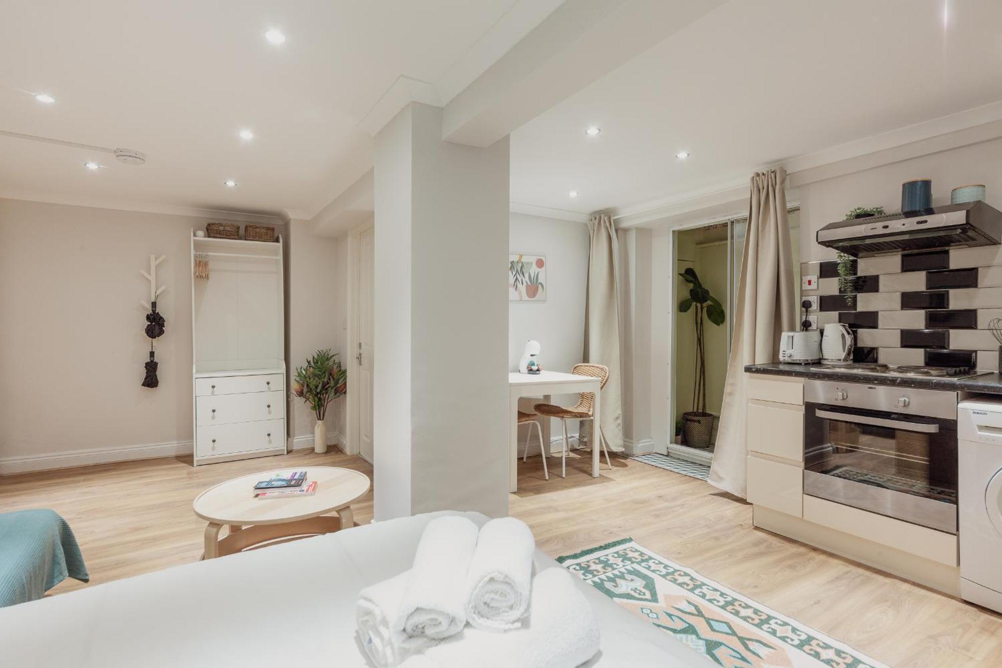 Kensington Nest Serviced Studio Londra Exterior foto